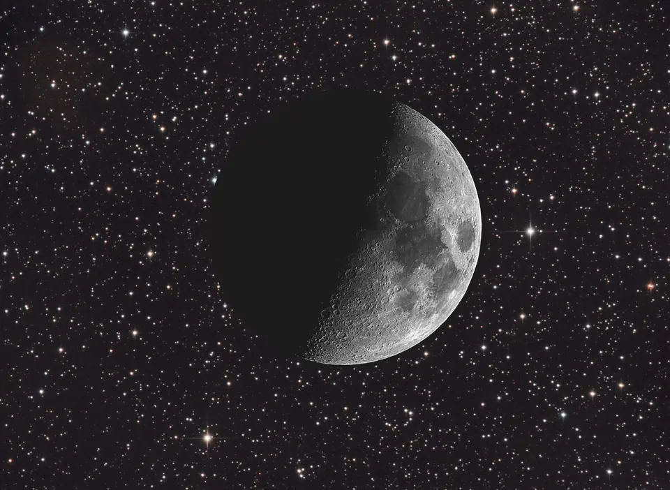 Moon (47%) & Star Field: astrophotograph by Pete Lawrence